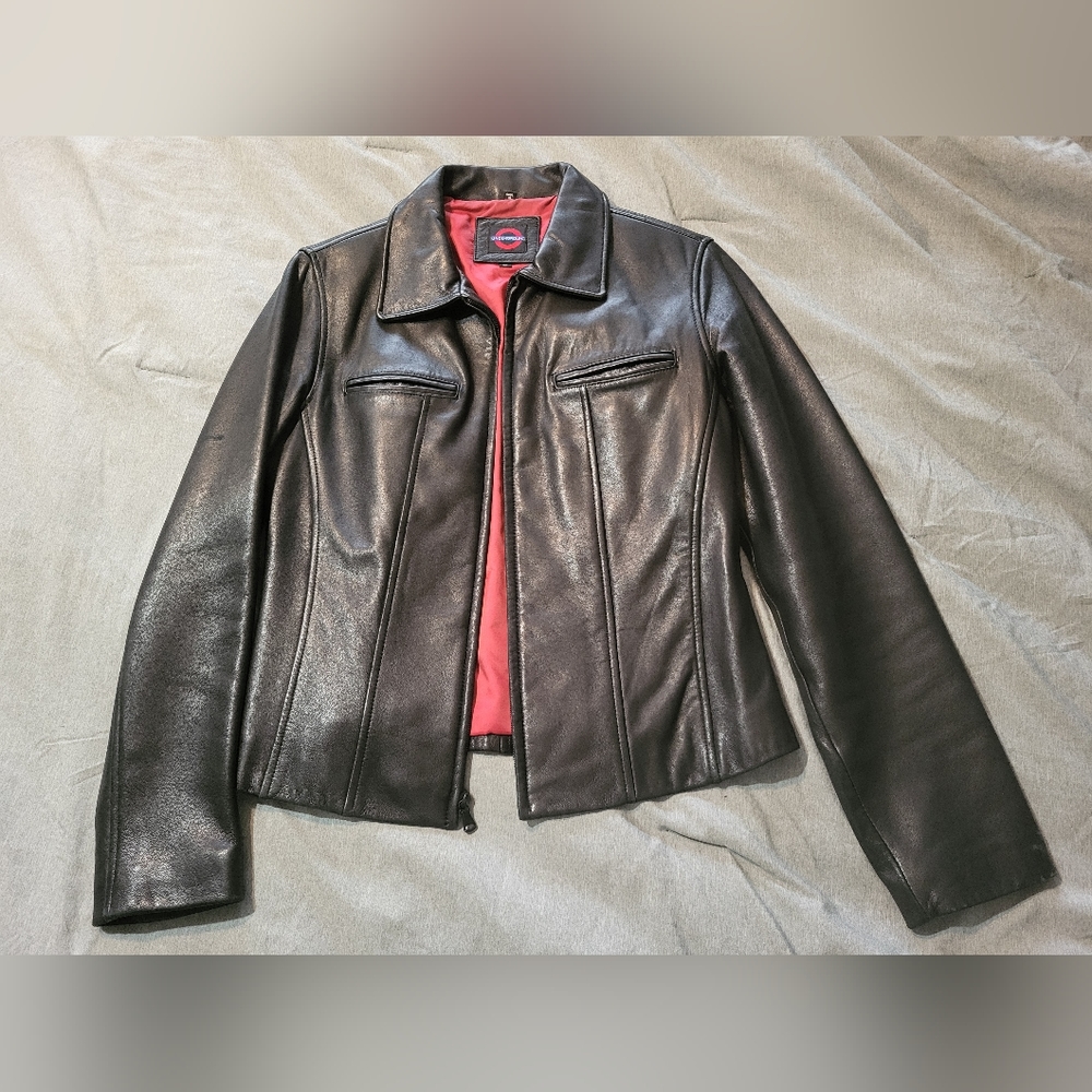 London Underground Smooth Black Leather Zipper Jacket, Red Interior, Medium
